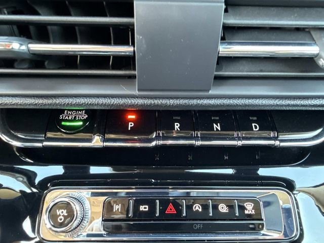 Used 2023 Lincoln Corsair Reserve w/ Equipment Group 202A image 25