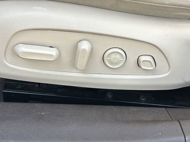 Used 2017 Buick LaCrosse Premium w/ Driver Confidence Package #2 image 15