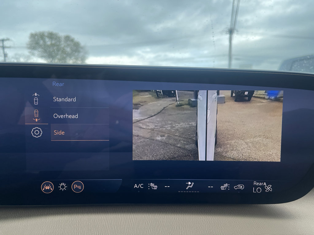 Used 2025 Buick Enclave Preferred image 25