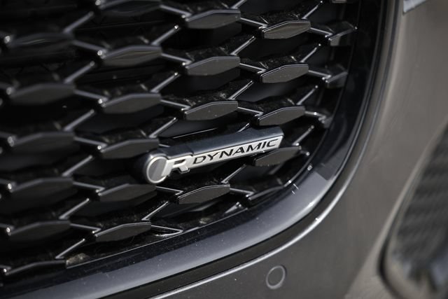 New 2024 Jaguar XF R-Dynamic SE AWD/4WD image 15
