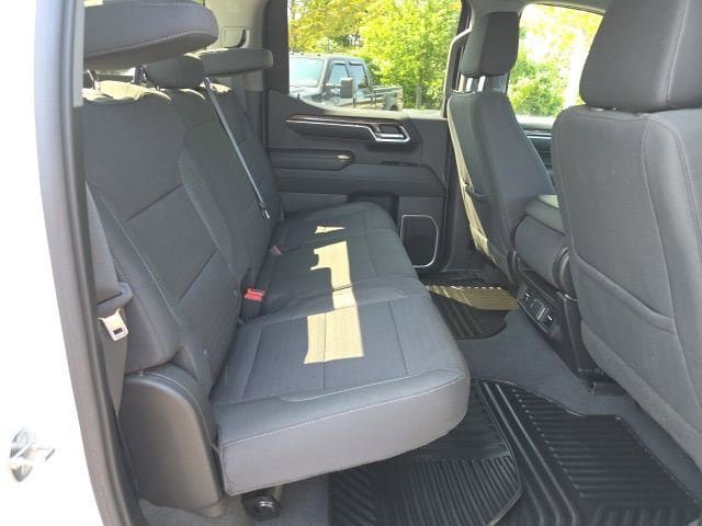 Used 2022 Chevrolet Silverado 1500 RST w/ LPO, Dark Essentials Package AWD/4WD image 16