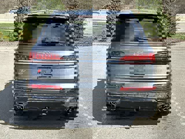 Used 2021 Audi SQ7 Prestige image 4
