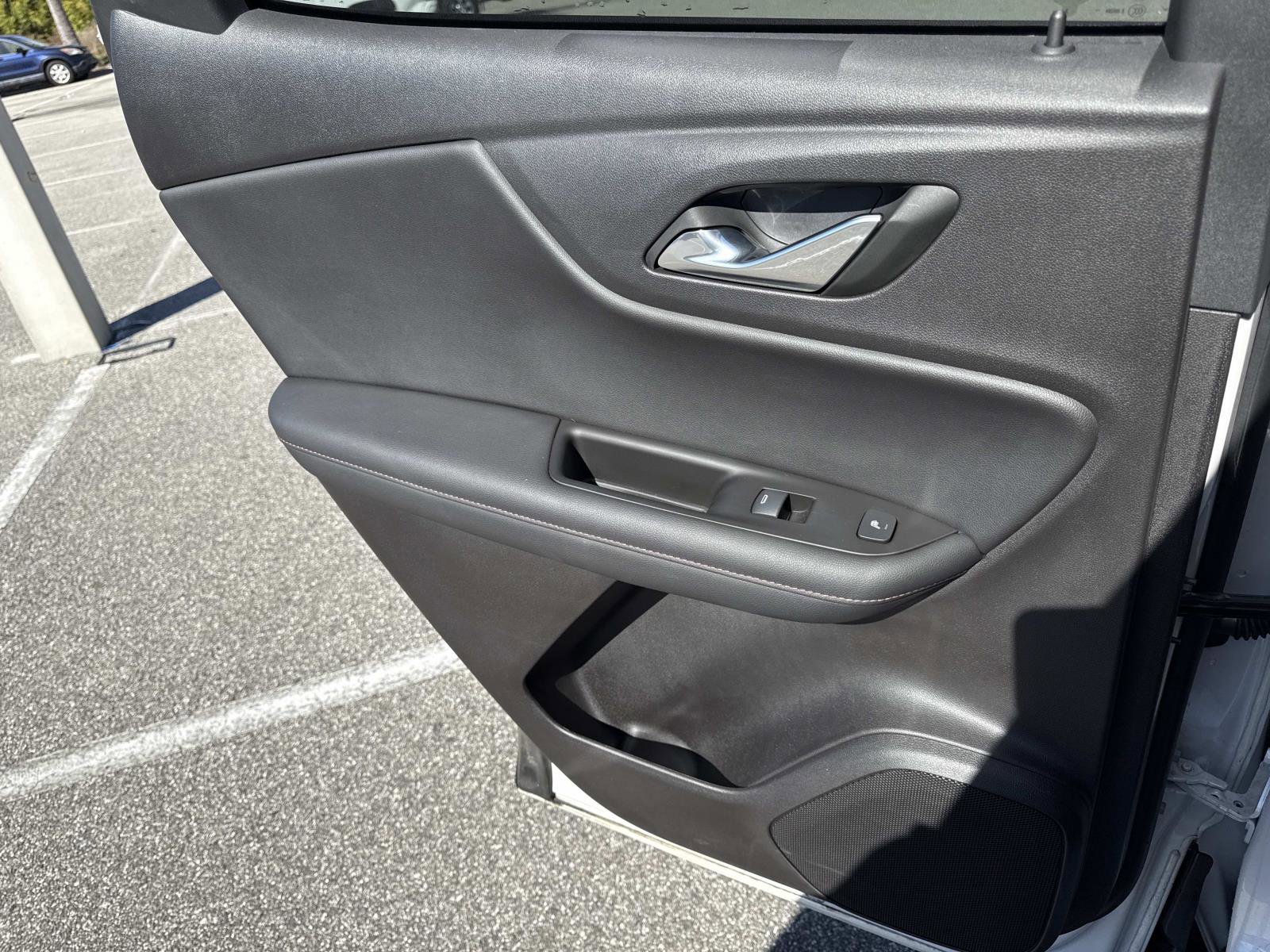 Used 2024 Chevrolet Blazer RS w/ Driver Confidence II Package image 9