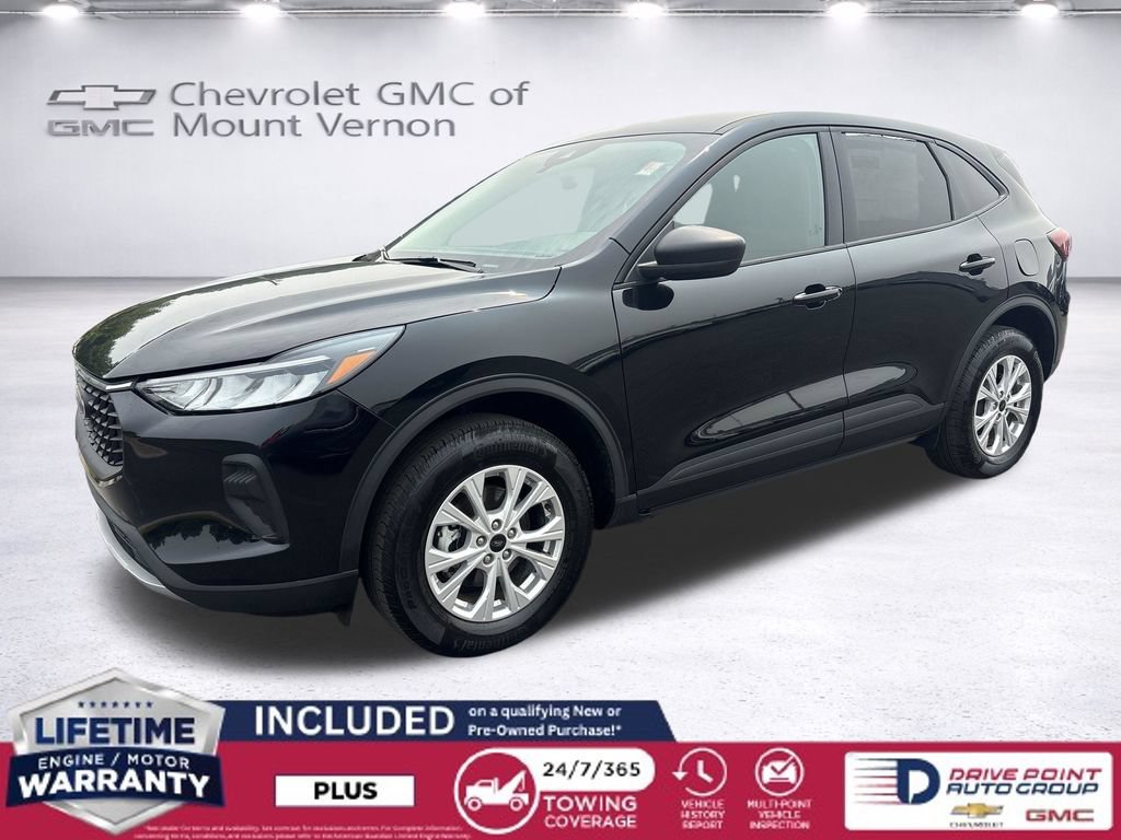 Used 2025 Ford Escape Active AWD/4WD image 1