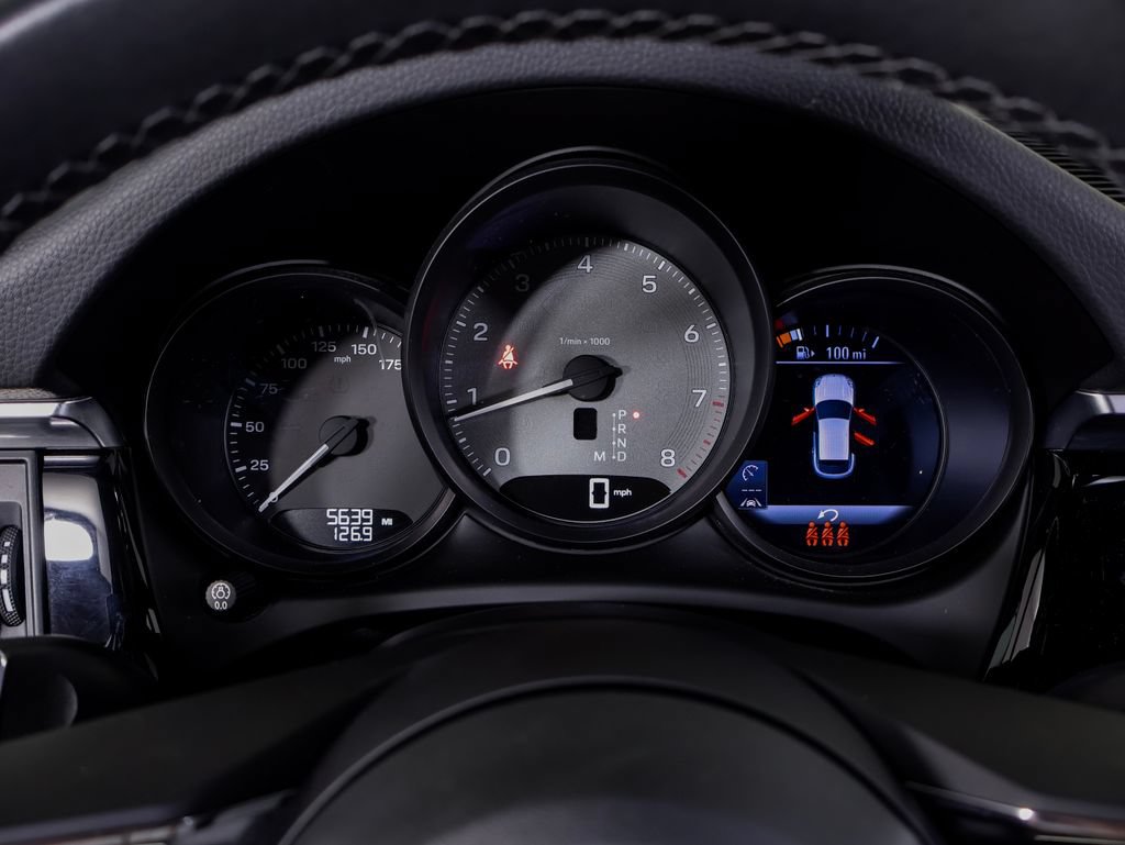 Certified 2023 Porsche Macan S AWD/4WD image 19