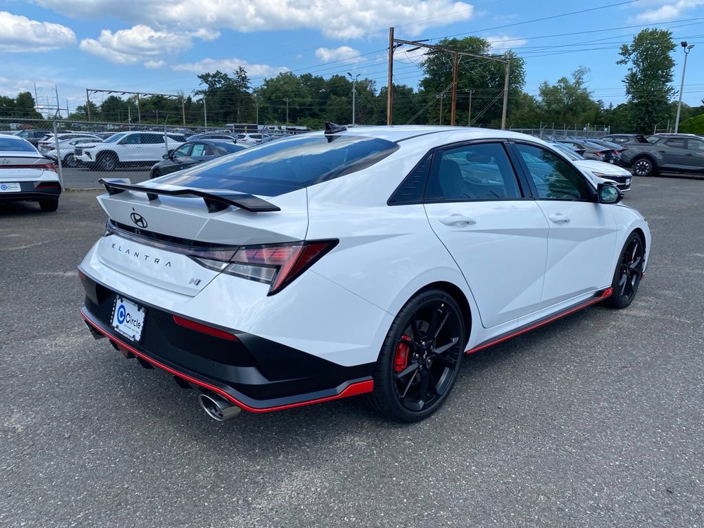 New 2026 Hyundai Elantra N FWD image 4