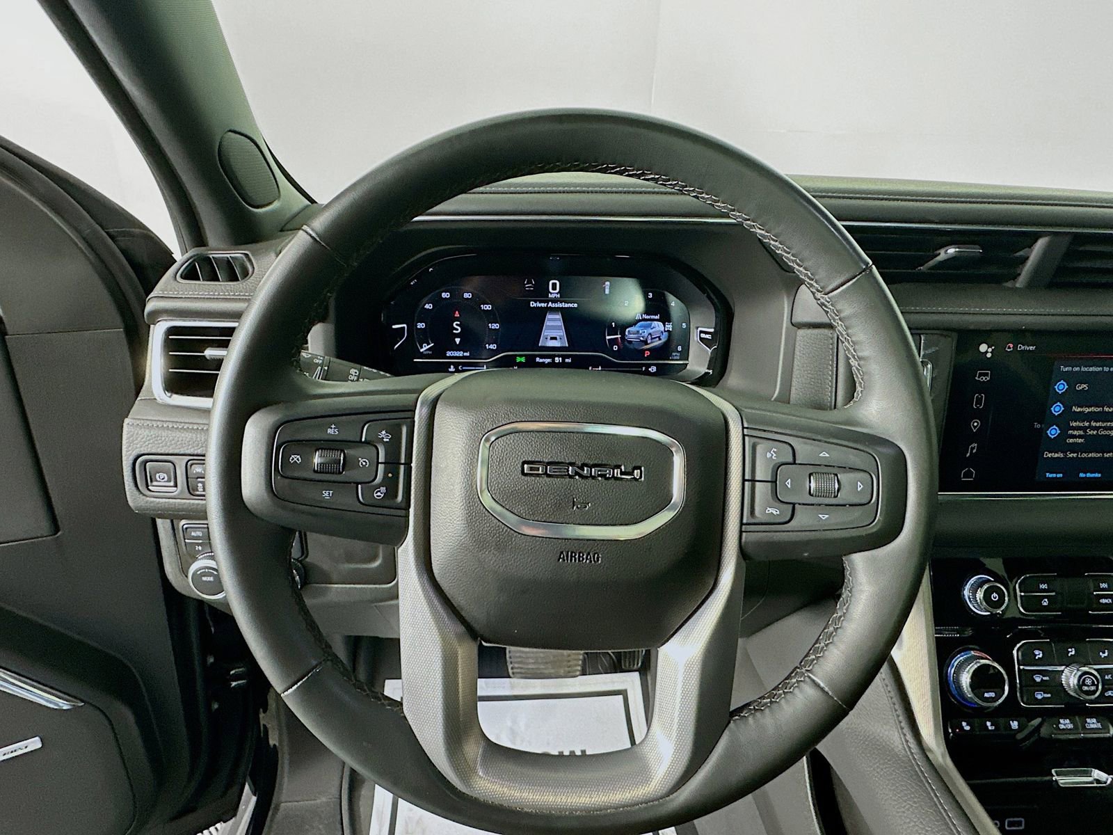 Used 2024 GMC Yukon Denali image 15