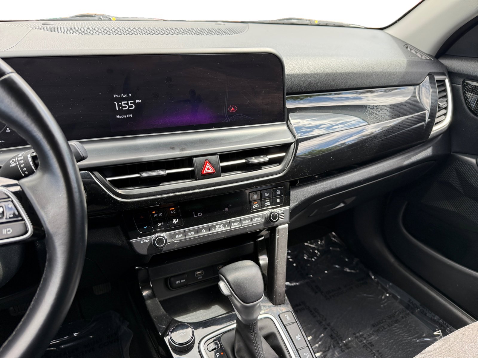 Used 2024 Kia Seltos S image 12