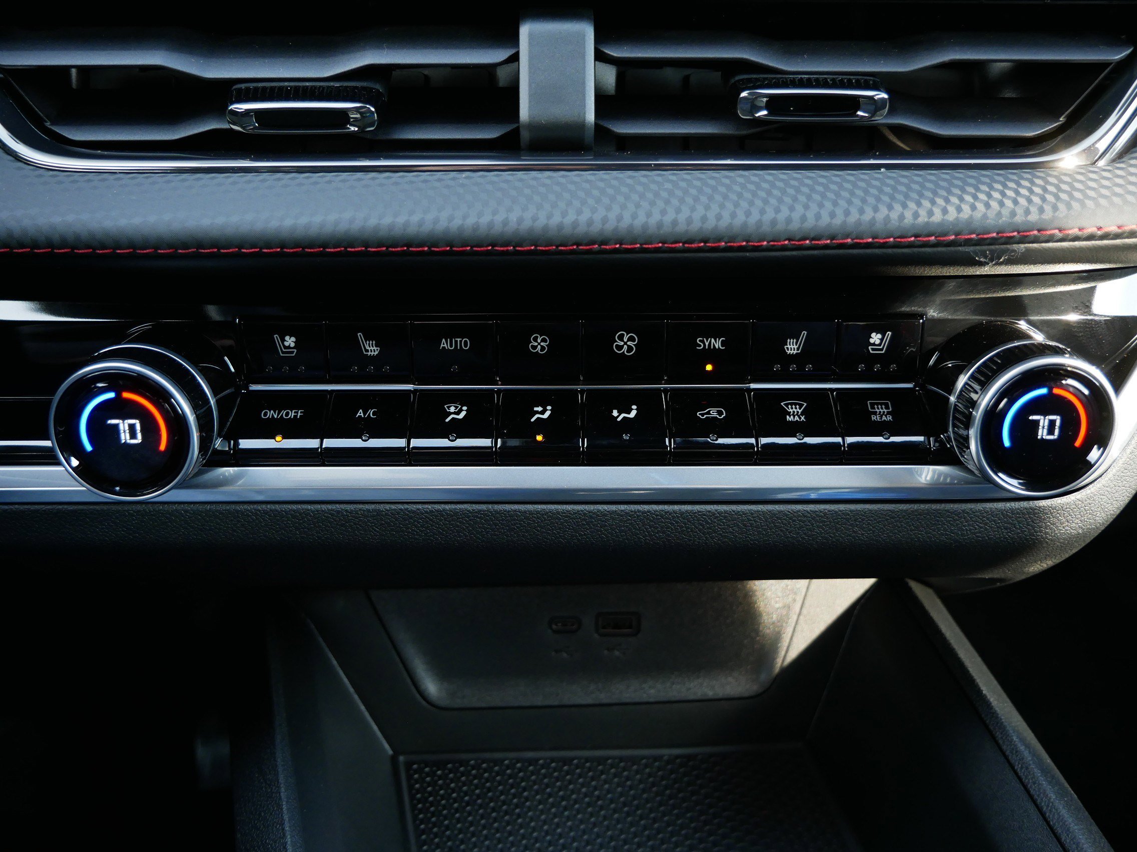 New 2026 Chevrolet Equinox RS w/ Convenience Package III image 8