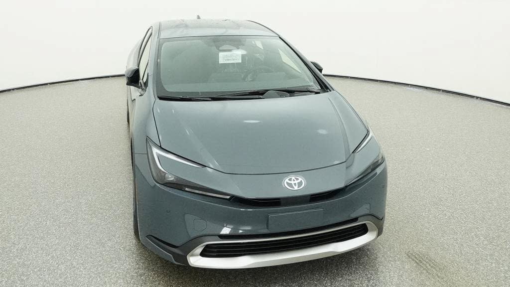 New 2027 Toyota Prius Plug-In Hybrid FWD image 14
