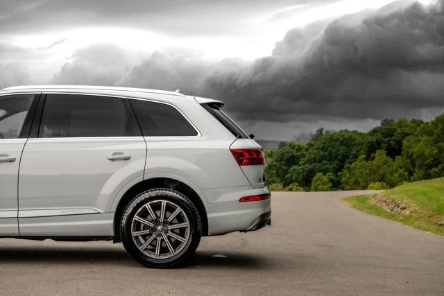 Used 2019 Audi Q7 3.0T Premium Plus w/ Premium Plus Package AWD/4WD image 11