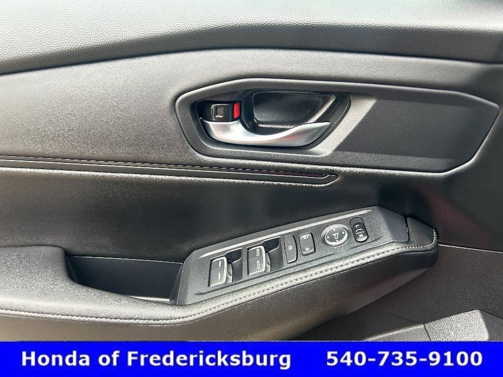 Certified 2025 Honda Accord Sport image 28