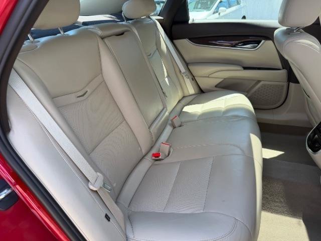 Used 2015 Cadillac XTS Luxury FWD image 38