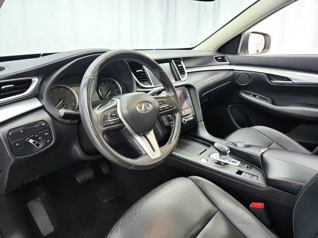 Used 2019 INFINITI QX50 Essential AWD/4WD image 10