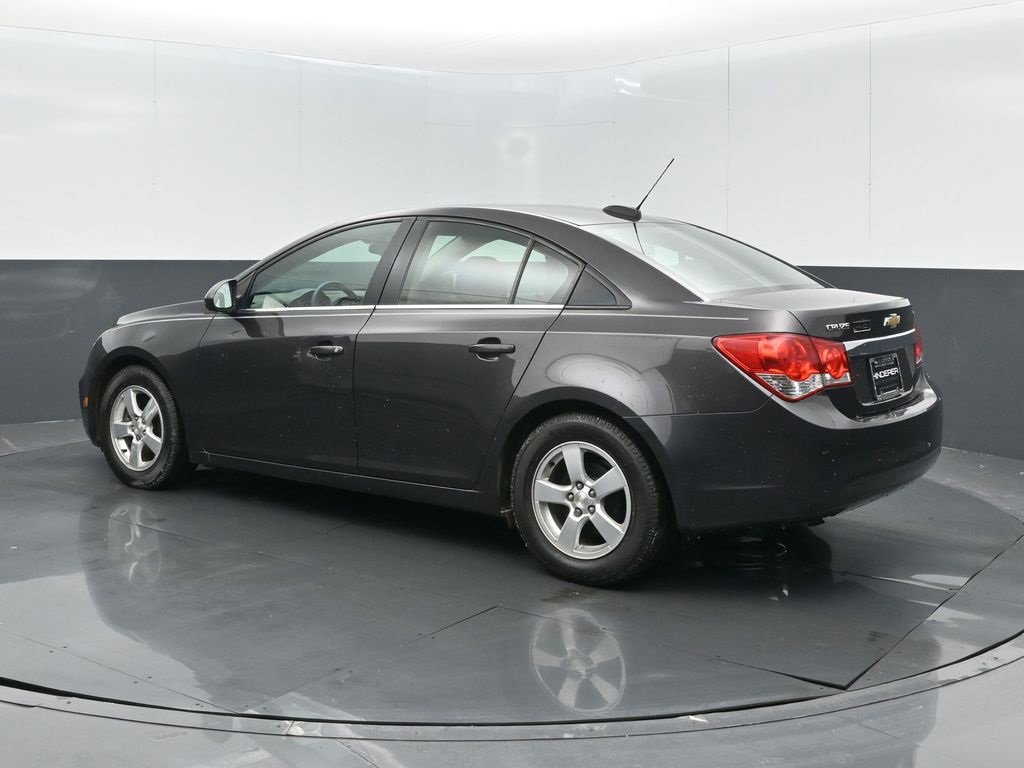 Used 2015 Chevrolet Cruze LT image 16