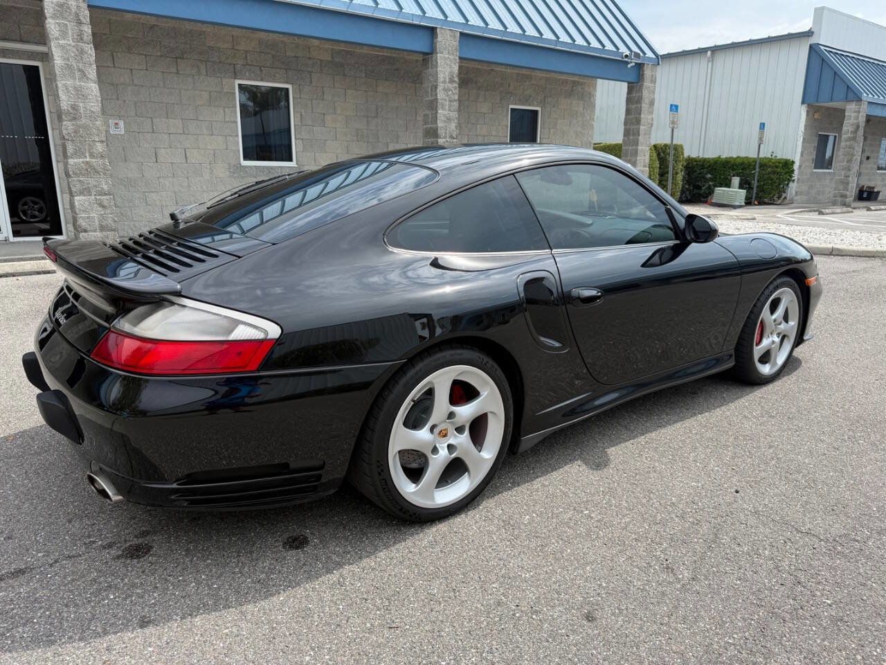 Used 2001 Porsche 911 Turbo image 11