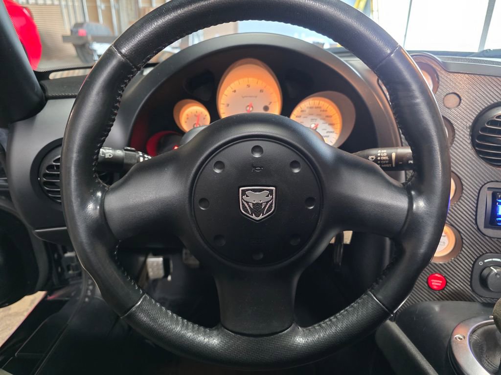 Used 2004 Dodge Viper SRT-10 RWD image 9