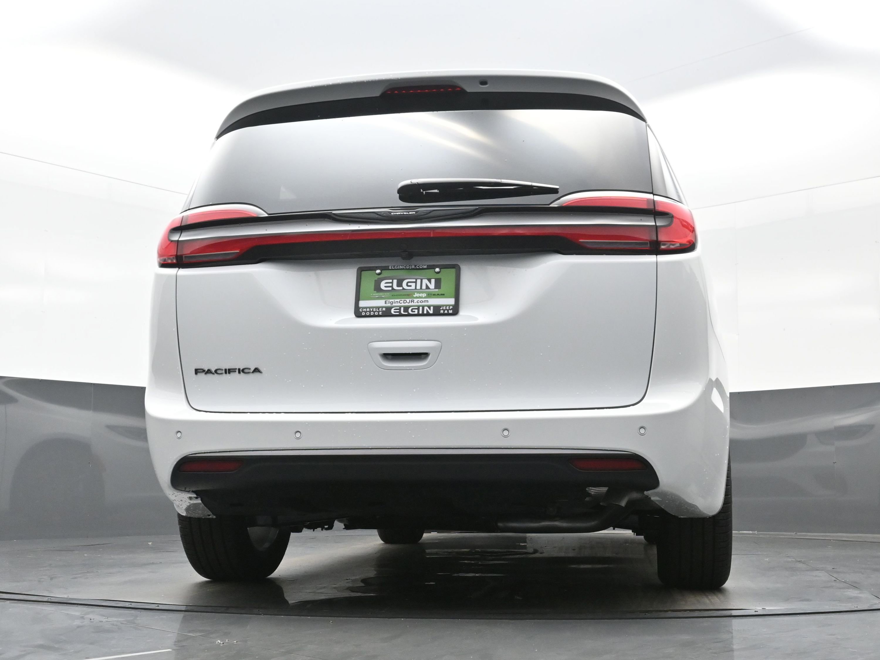New 2026 Chrysler Pacifica Select image 15