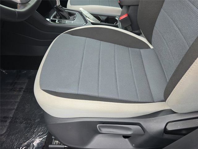 Used 2025 Volkswagen Taos S image 16