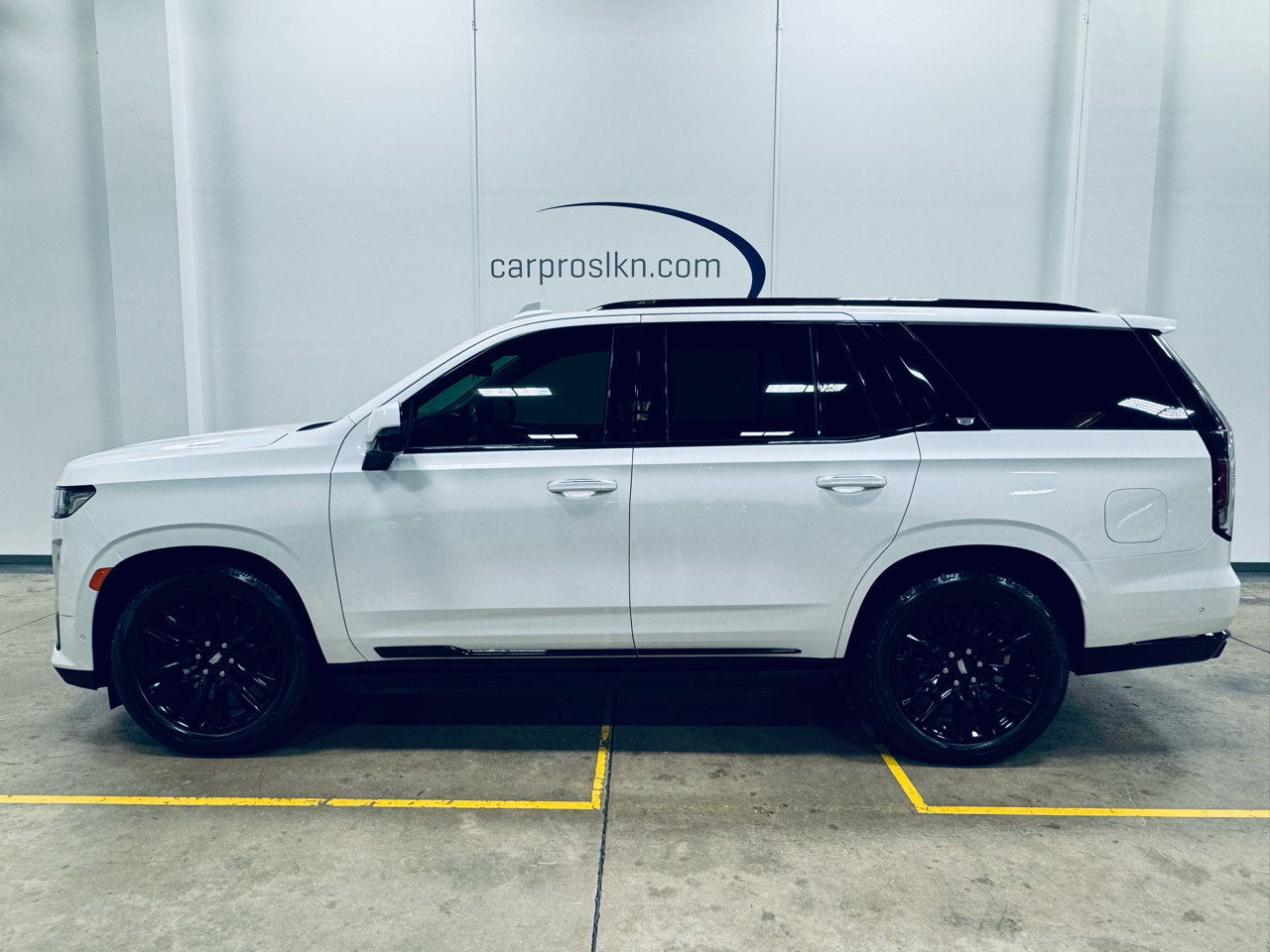 Used 2022 Cadillac Escalade Sport Platinum w/ Heavy-Duty Trailer Package image 4