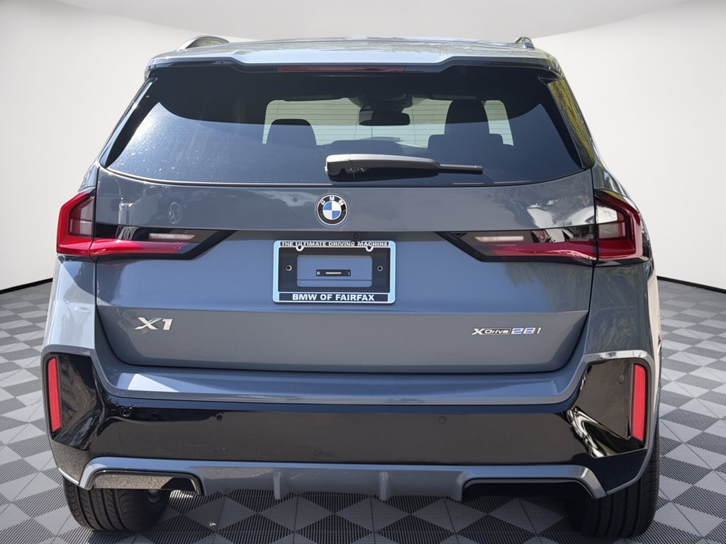New 2027 BMW X1 xDrive28i AWD/4WD image 11