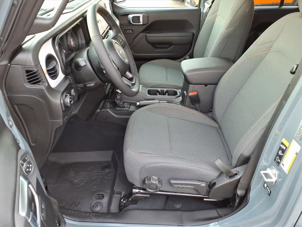 New 2026 Jeep Gladiator Sport image 12