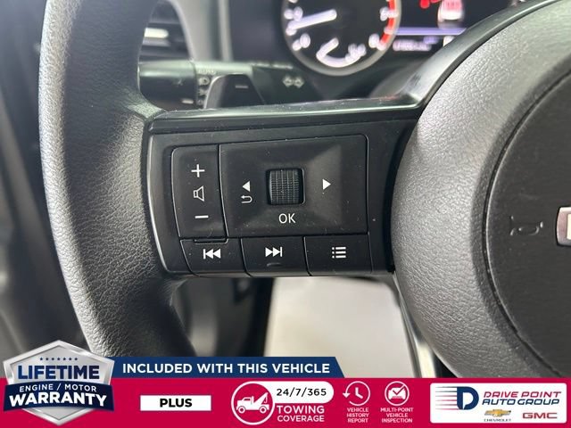 Used 2024 Nissan Rogue SV AWD/4WD image 17