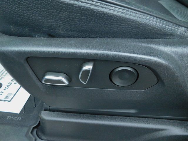 Used 2023 GMC Yukon Denali image 27