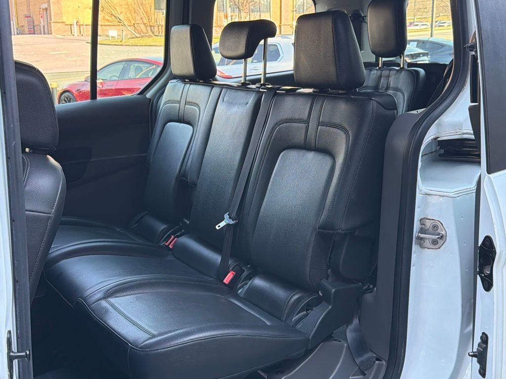 Used 2021 Ford Transit Connect XL image 30