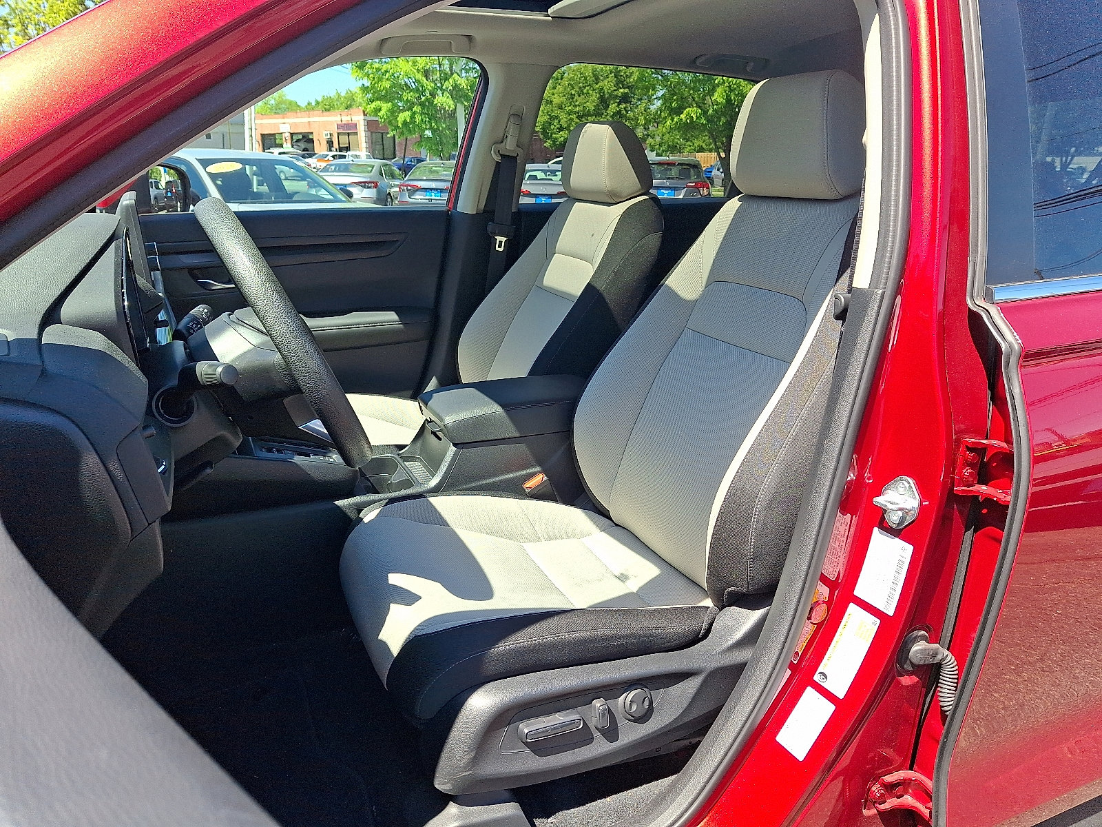 Used 2024 Honda CR-V EX image 16