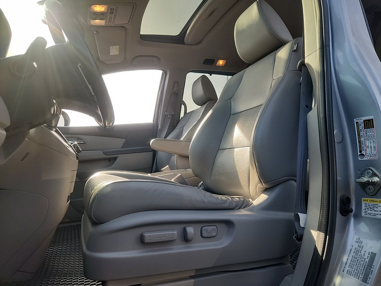 Used 2017 Honda Odyssey EX-L image 15