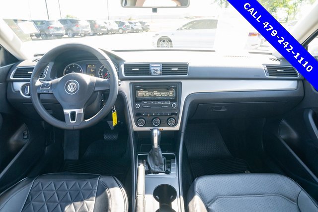 Used 2015 Volkswagen Passat 1.8T FWD image 30