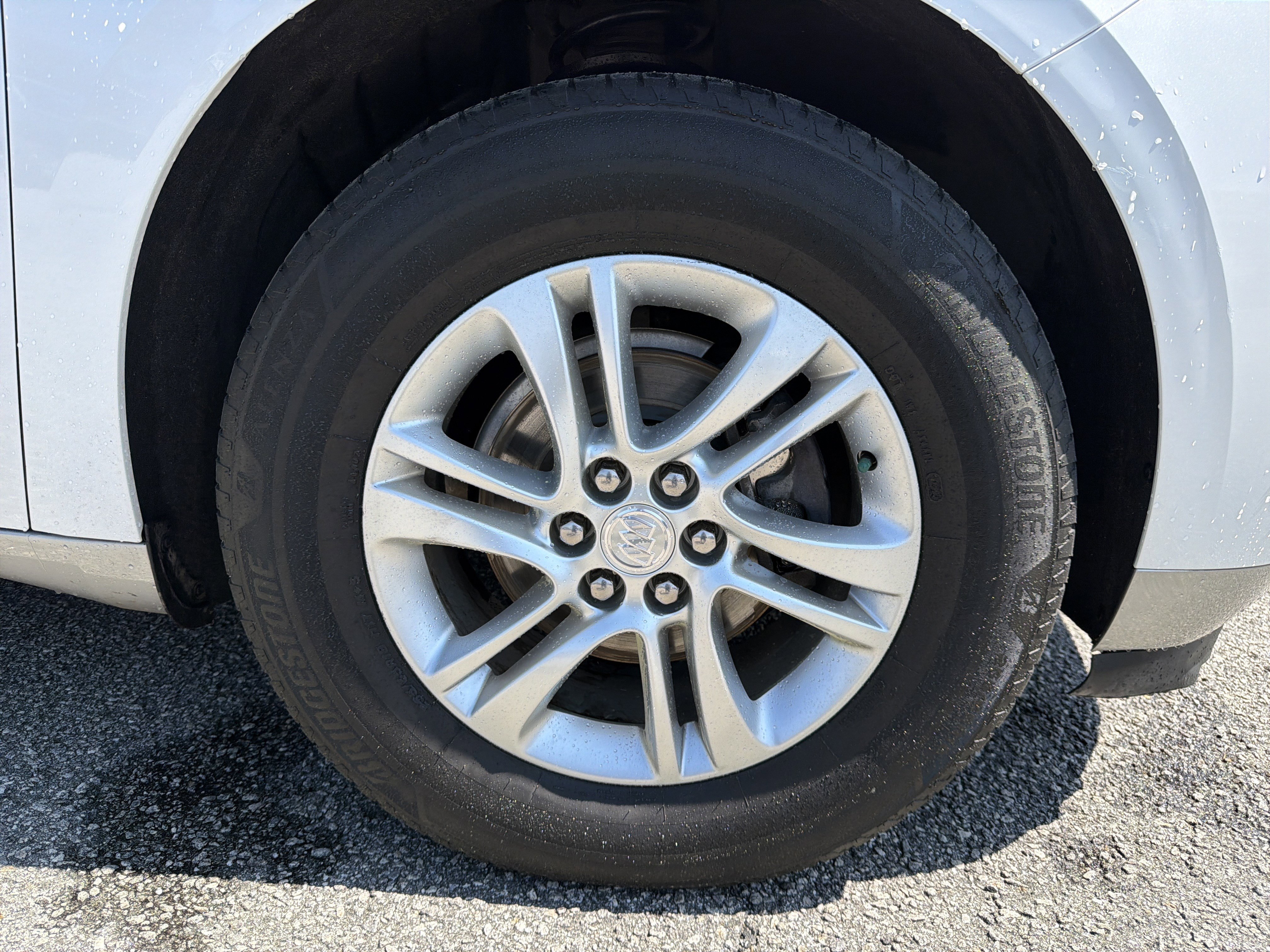 Used 2020 Buick Enclave Essence w/ Sound and Sites Package image 14