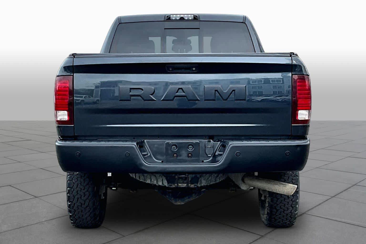 Used 2018 RAM 2500 Power Wagon w/ Leather & Luxury Group AWD/4WD image 5
