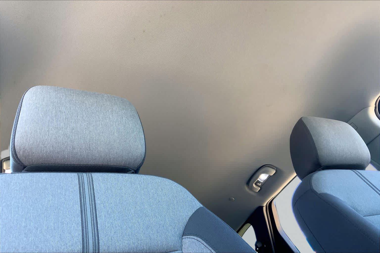 Used 2022 Chevrolet Blazer LT w/ LPO, Floor Liner Package FWD image 13