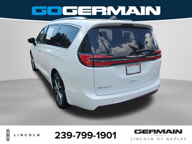 Used 2023 Chrysler Pacifica Pinnacle FWD image 9