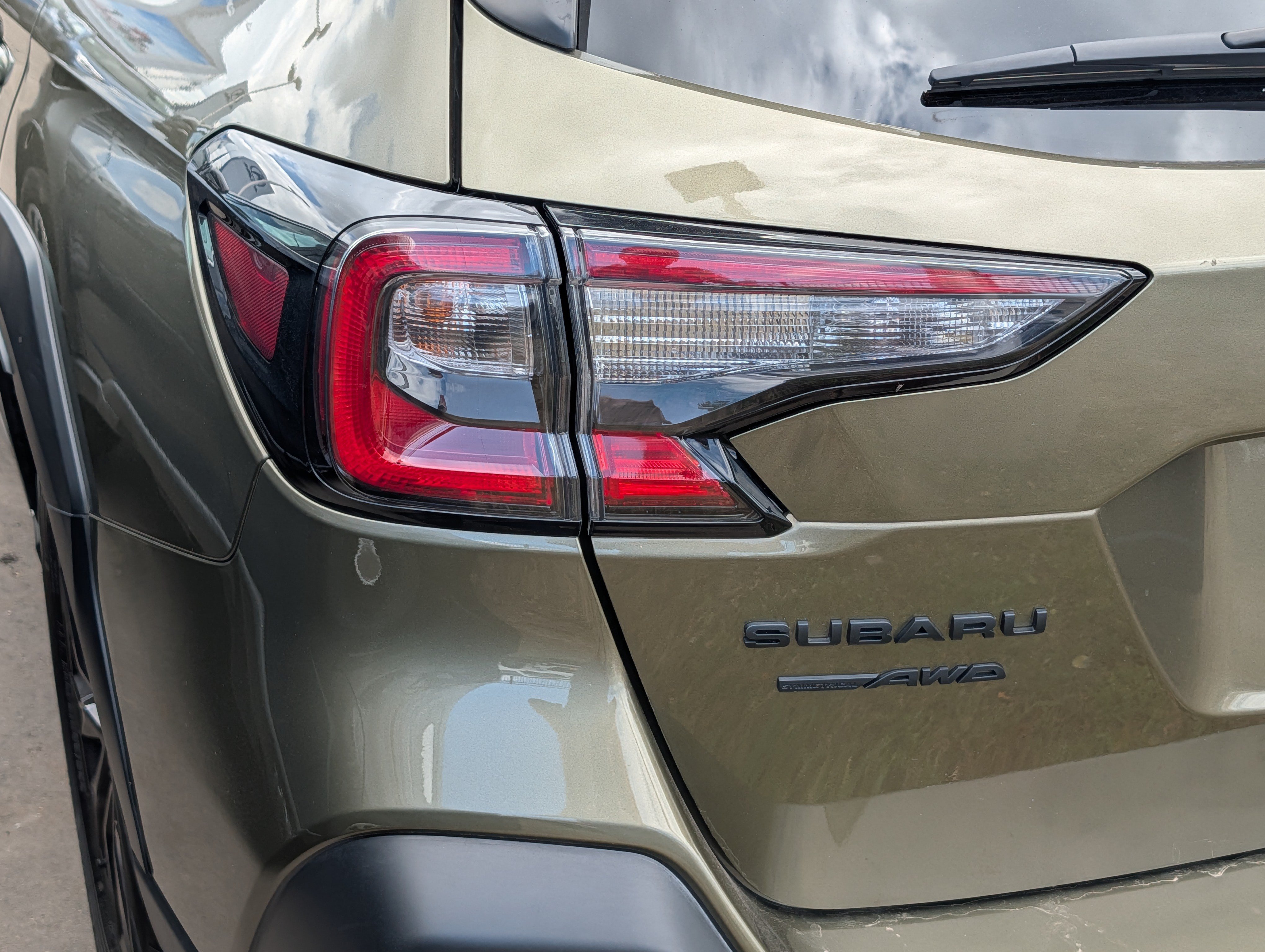 Certified 2025 Subaru Outback Onyx Edition AWD/4WD image 17