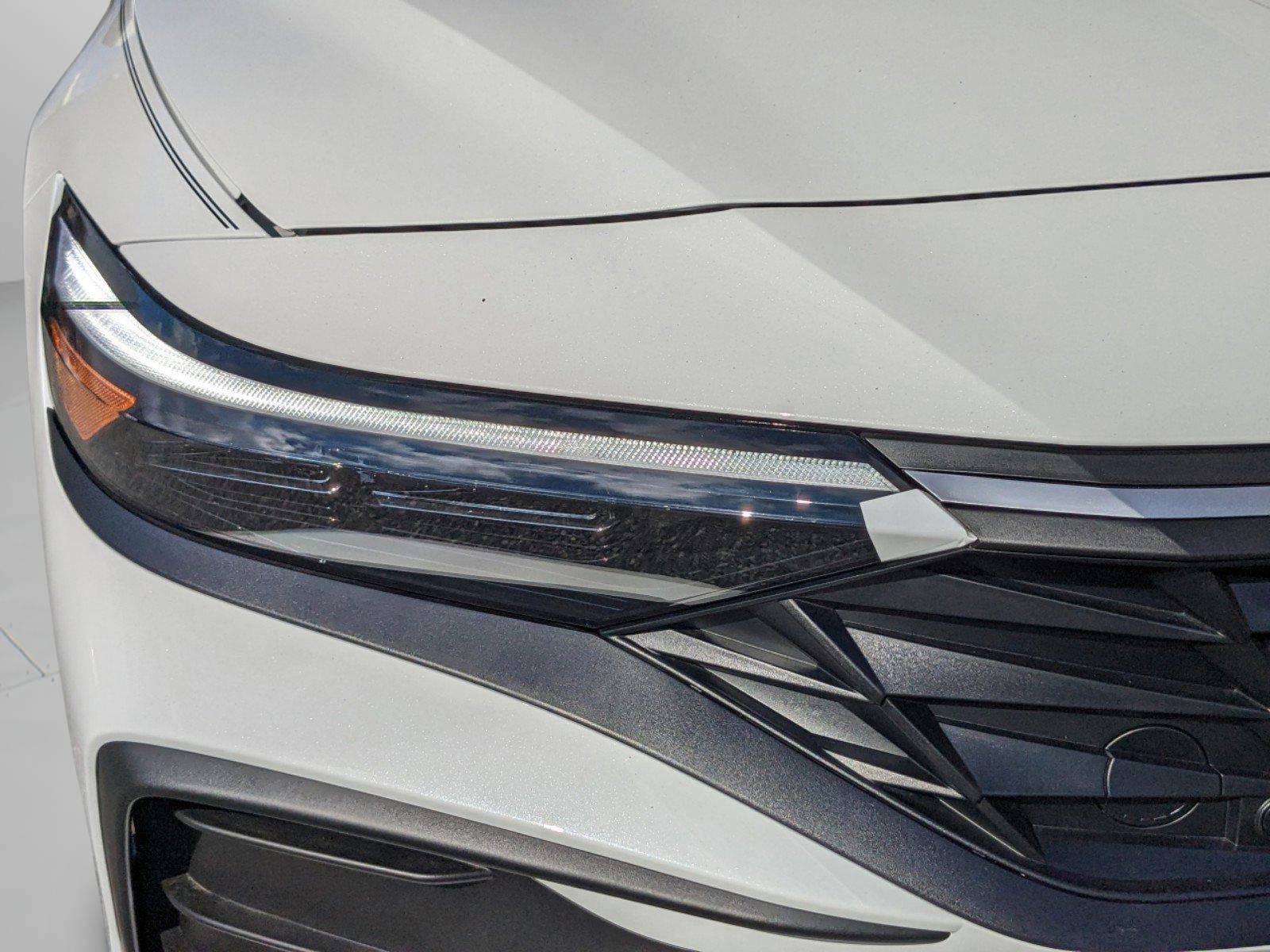 New 2026 Hyundai Elantra SE FWD image 27