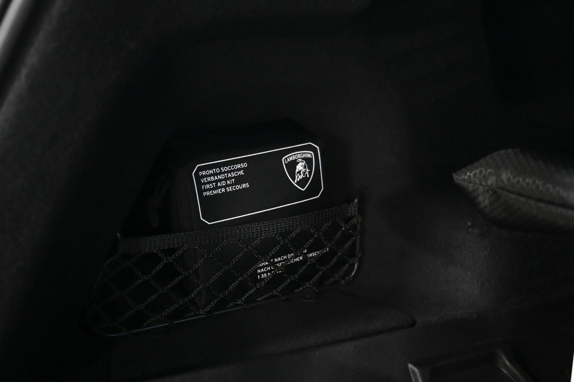 Used 2020 Lamborghini Urus image 65