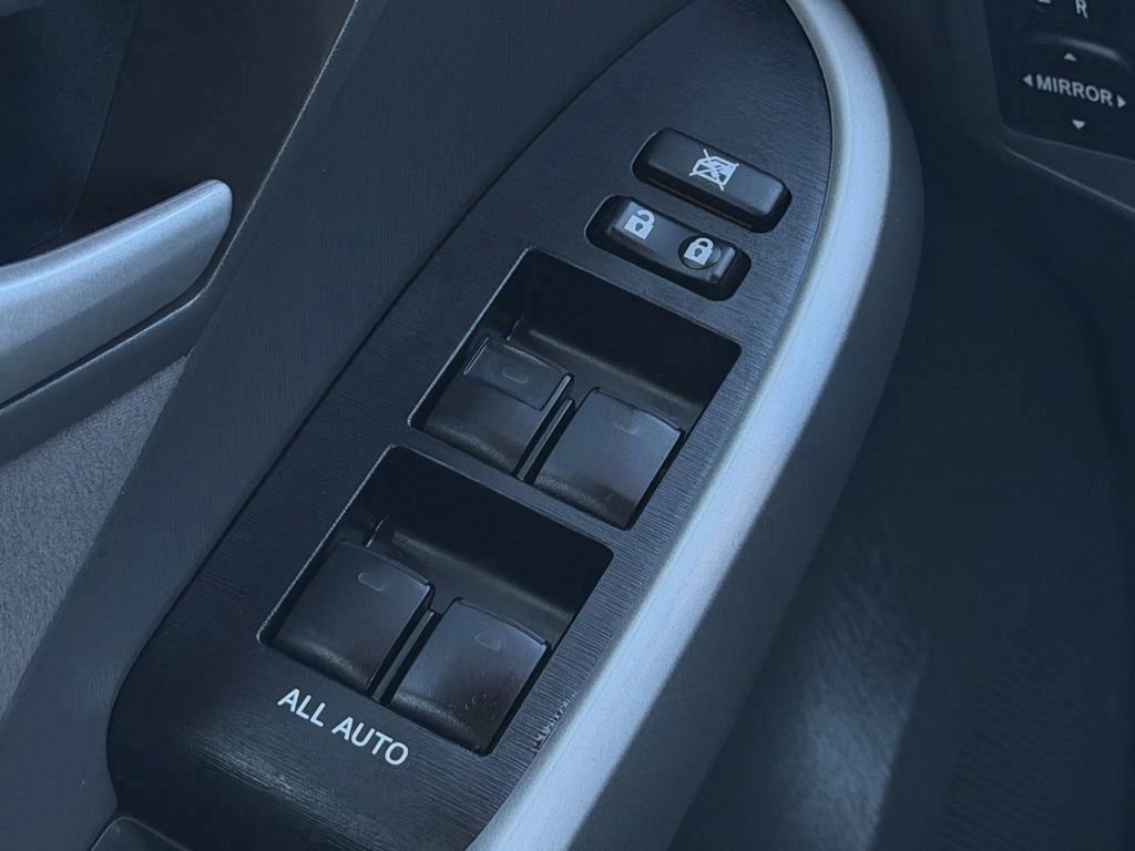 Used 2010 Toyota Prius Five image 16