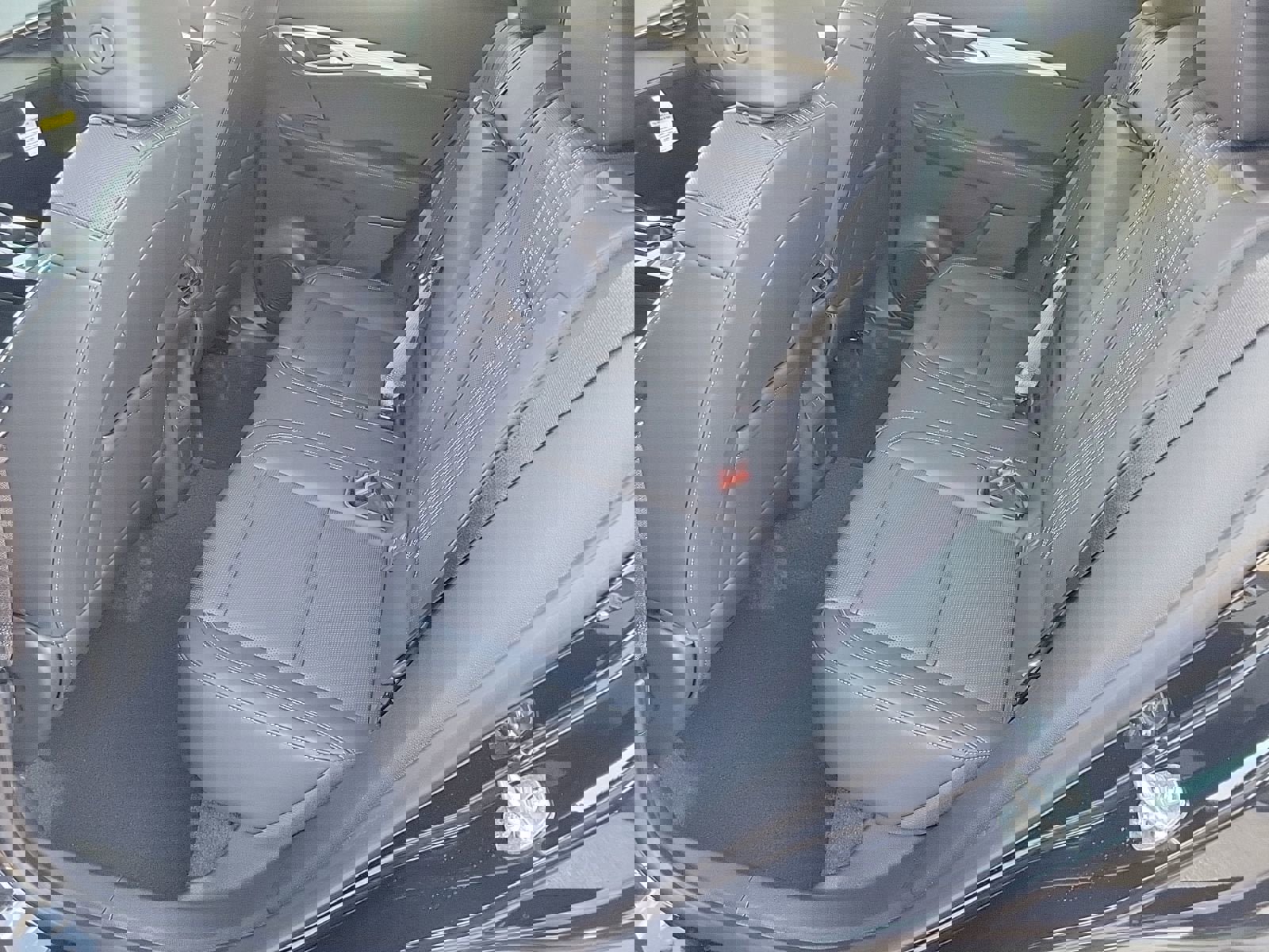 New 2026 Buick Envision Avenir image 10