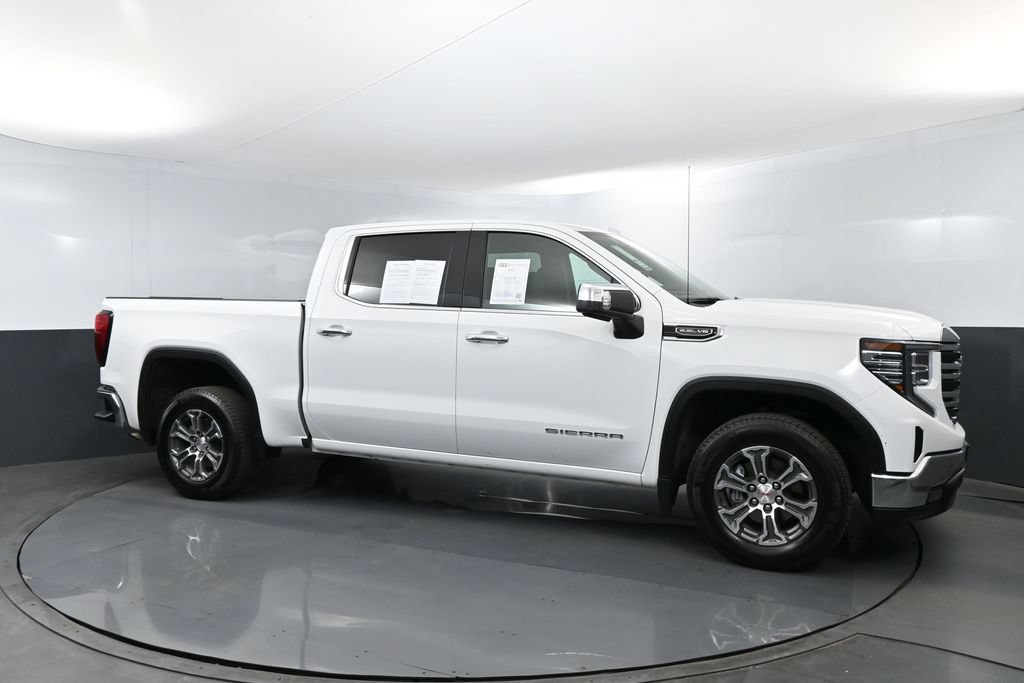 Used 2026 GMC Sierra 1500 SLT RWD image 3