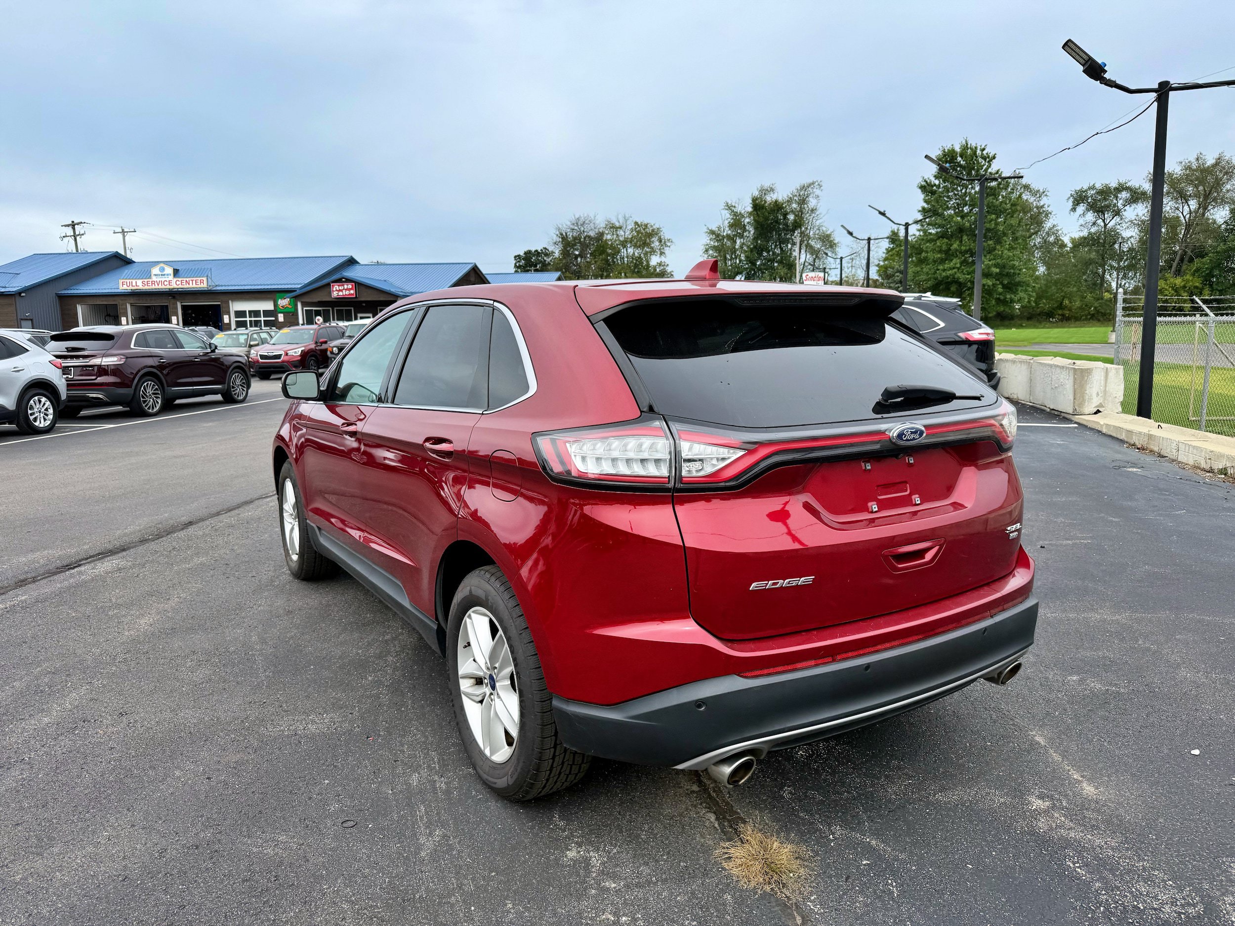 Used 2016 Ford Edge SEL w/ Equipment Group 201A AWD/4WD image 7