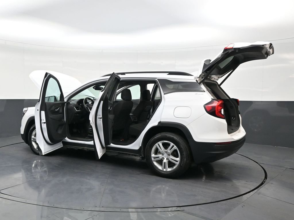 Used 2023 GMC Terrain SLE w/ Driver Convenience Package FWD image 32