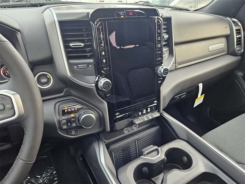New 2026 RAM 1500 4x4 Crew Cab image 22