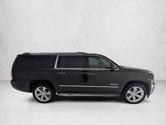 Used 2018 GMC Yukon XL Denali w/ Denali Ultimate Package AWD/4WD image 4