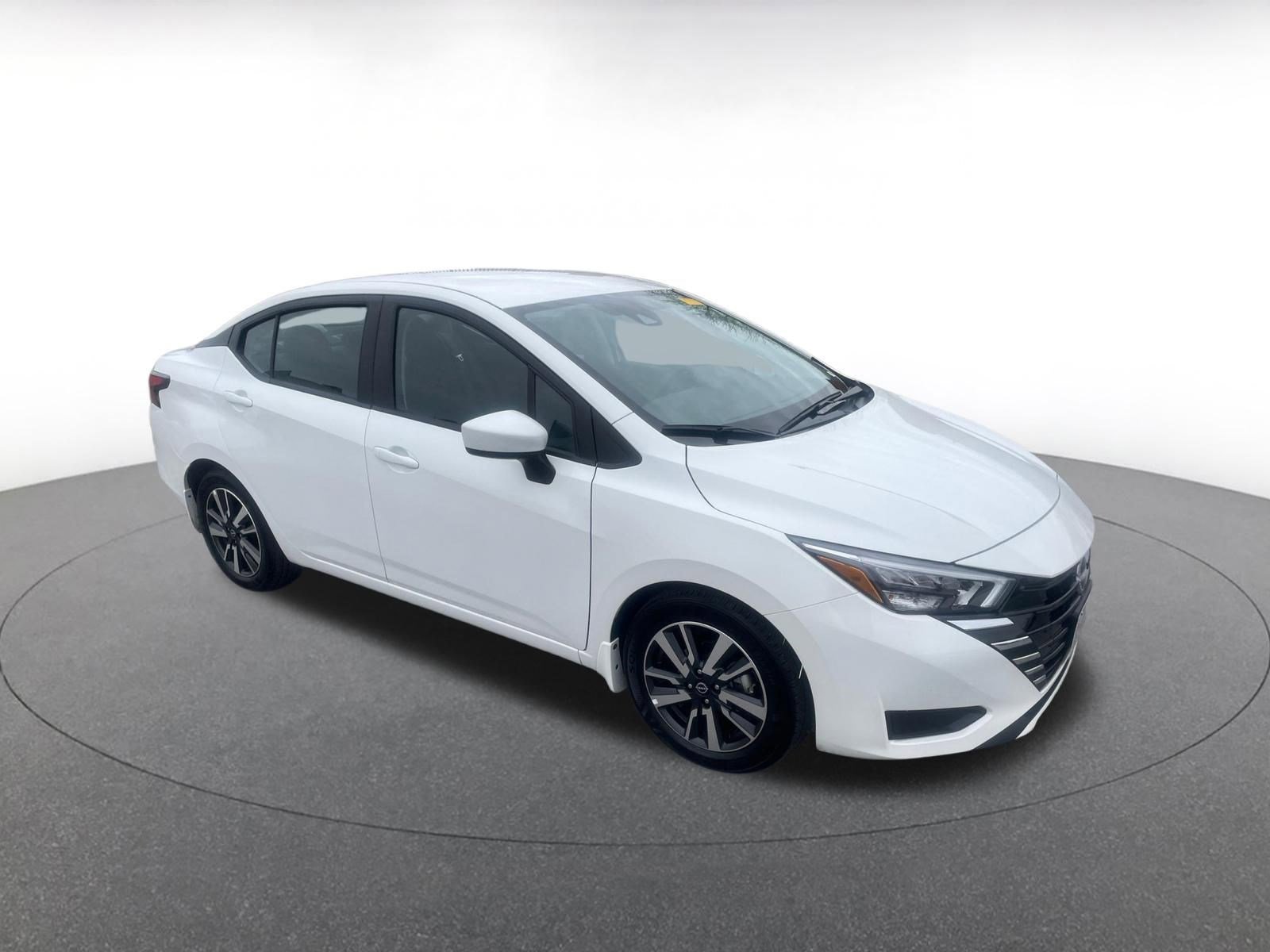 Used 2025 Nissan Versa SV w/ Trunk Package