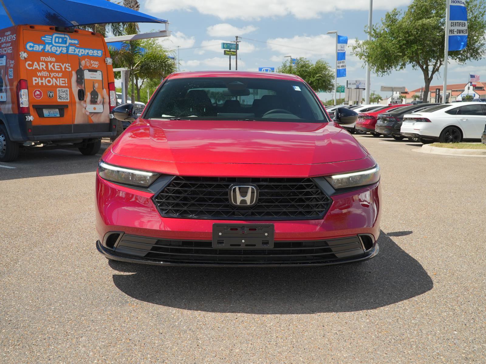 Used 2025 Honda Accord Sport image 2