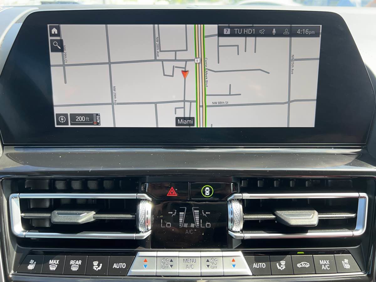 Used 2022 BMW 840i Convertible w/ Comfort Seating Package image 36