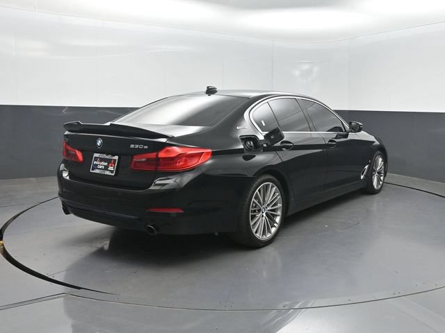 Used 2019 BMW 530e w/ Convenience Package RWD image 30